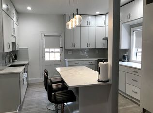 232 Aspinwall Ave #2, Brookline, MA 02445