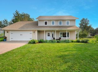 36 Grove St, Proctor, MN 55810