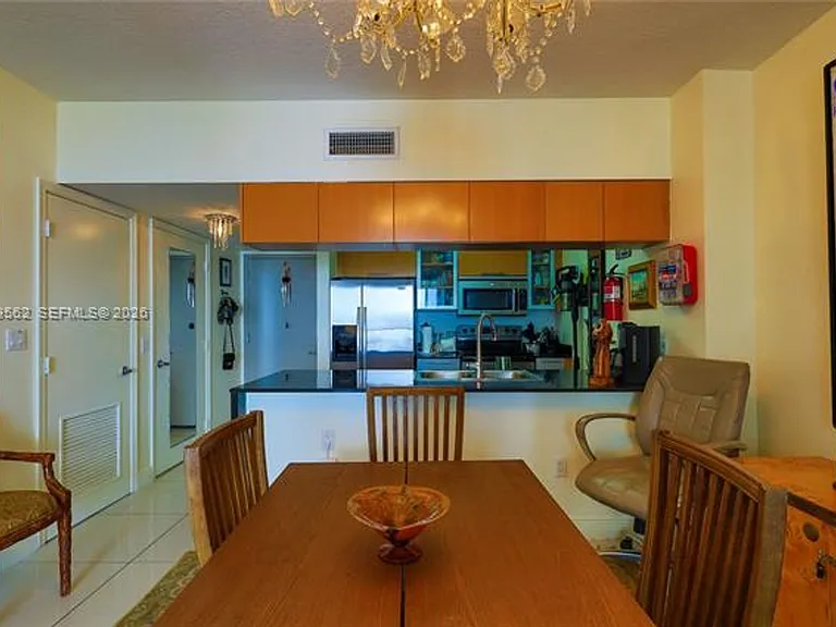1750 N Bayshore Dr #1711 — Photo 10
