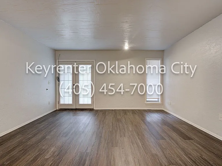 6550 N Meridian Ave Townhouse — Photo 6