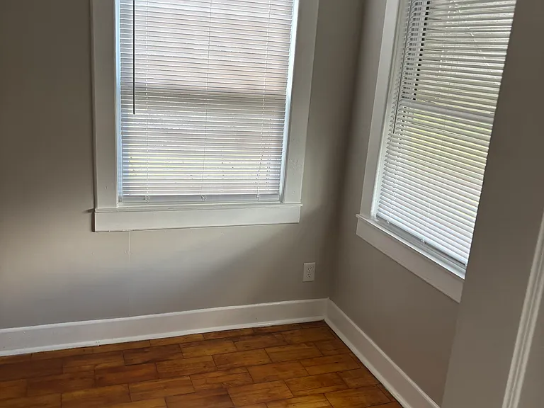 3537 Kahlert Ave — Photo 6