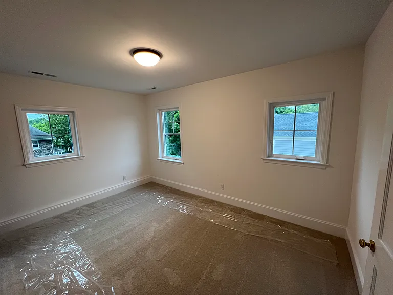 210 Elmwood Ave — Photo 5