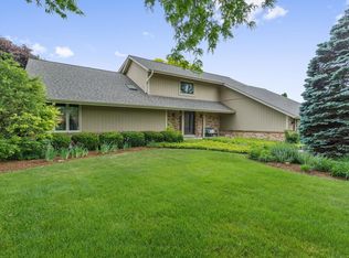 6325 Parkview Rd, Greendale, WI 53129