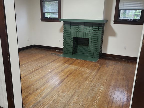 3rd image of 1111 Progress St