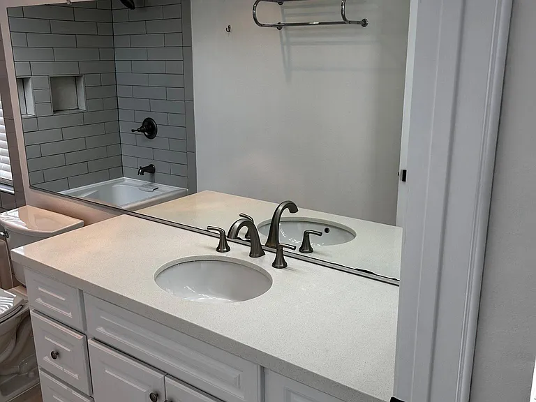 5455 Sylmar Ave #205 — Photo 23
