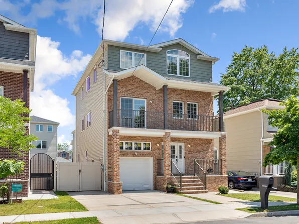 486 Amherst Avenue image 1 of 16