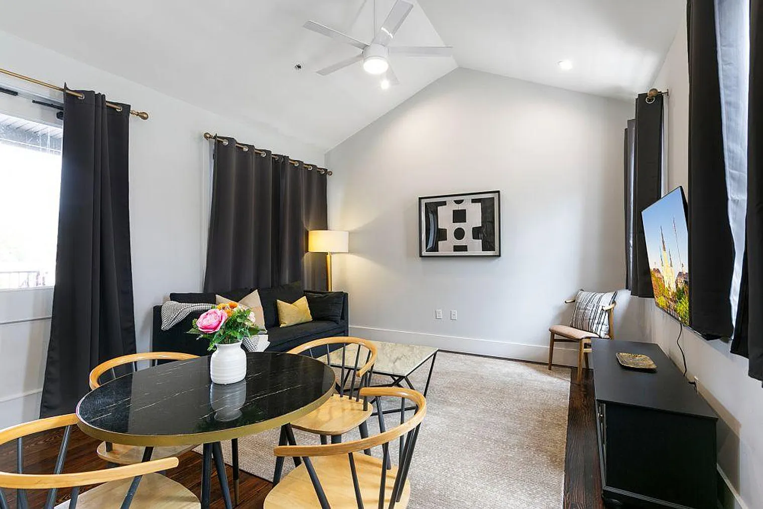 2 bed, 2.0 bath, 753 sqft, $4,946 — Photo 1