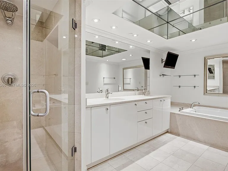 16500 Collins Ave #1856 — Photo 39