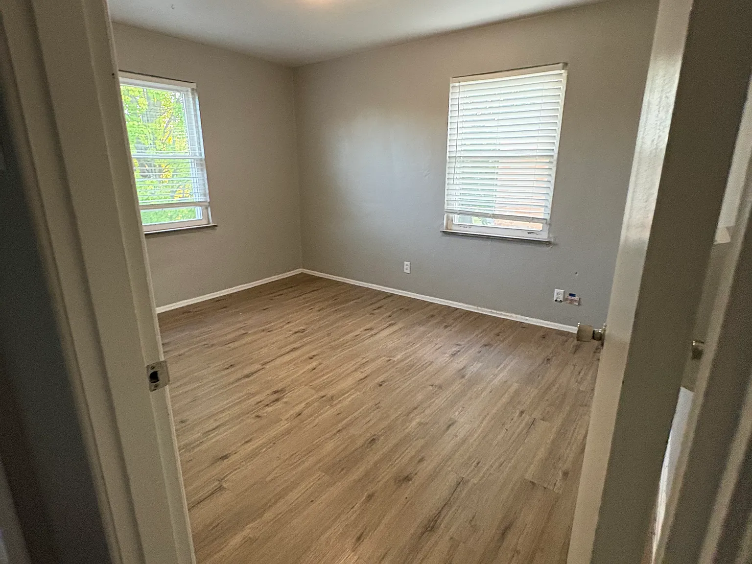 1 bed, 900 sqft, $850 — Photo 3