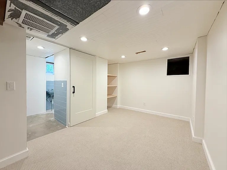 262 E Browning Ave — Photo 18