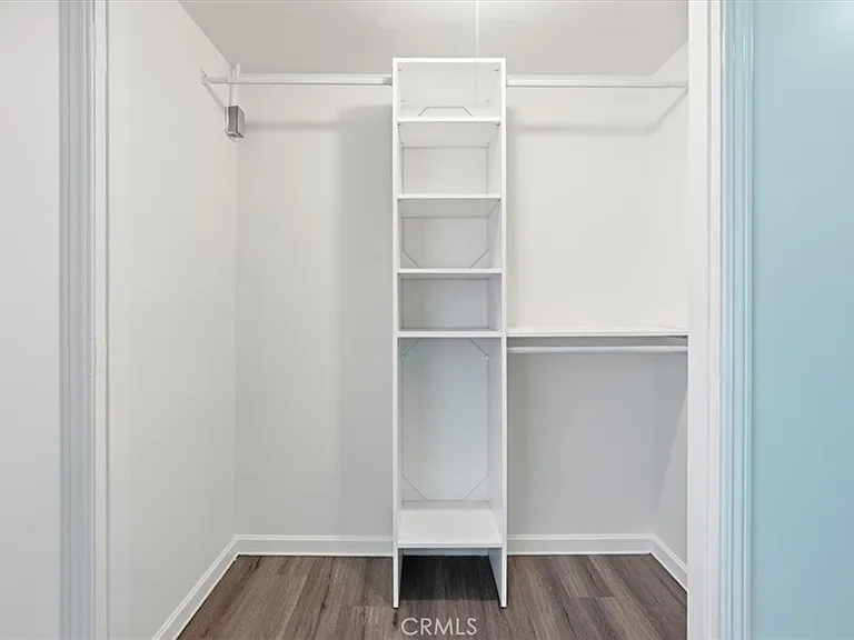 533 S Devon Rd — Photo 23
