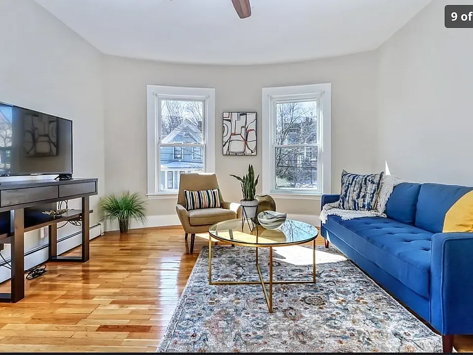 27 Emery St #2