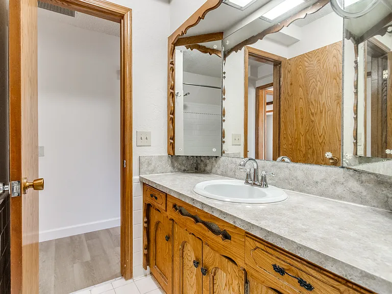 6601 NW 150th St — Photo 33