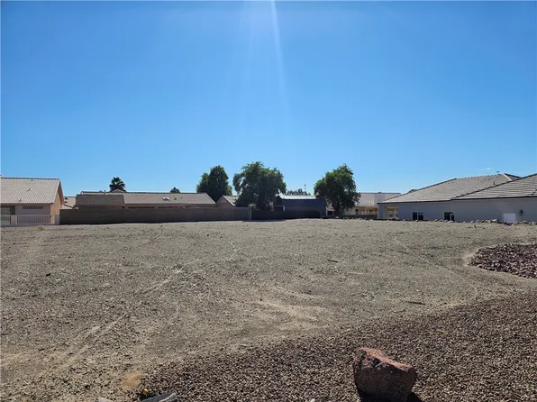 2130 E Desert Greens Dr, Fort Mohave, AZ 86426
