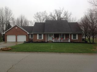 199 Harvest Ln, Versailles, IN 47042