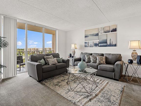 2nd image of 2882 Tennis Club Dr #4-203