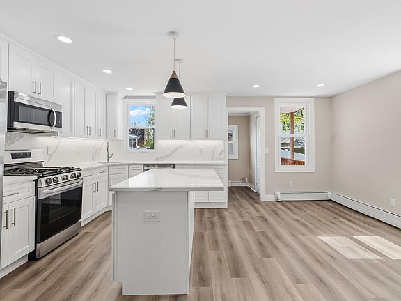 4th image of 774 8th St