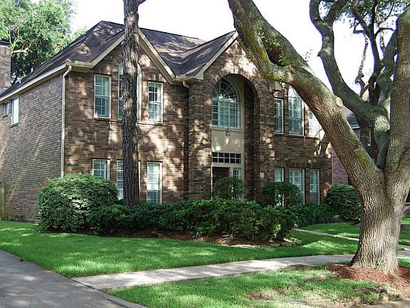 2nd image of 1443 N Medio River Cir