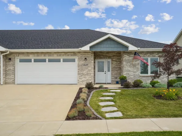 3427 Wagon Wheel Ln, Dubuque, IA 52002