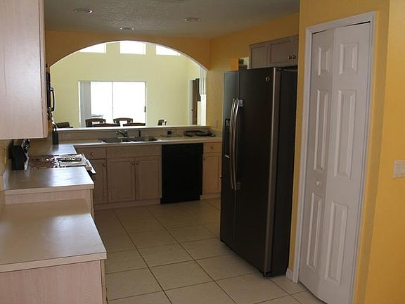 5th image of 4384 Creekside Blvd