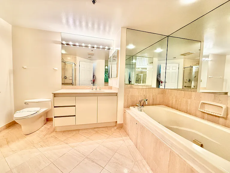 5610 Wisconsin Ave #204 — Photo 11