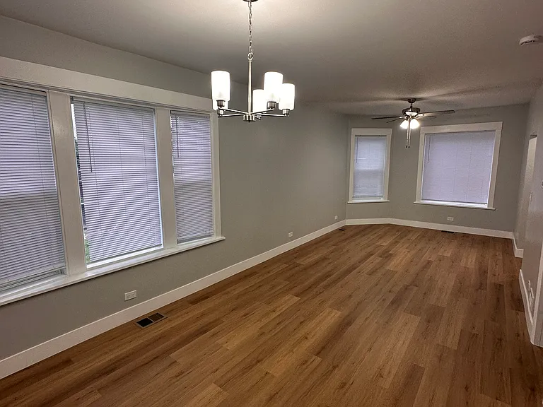 619 N Ridgeway Ave #1 — Photo 3