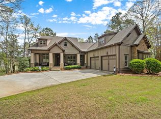 1040 Fairway Ridge Cir, Greensboro, GA 30642