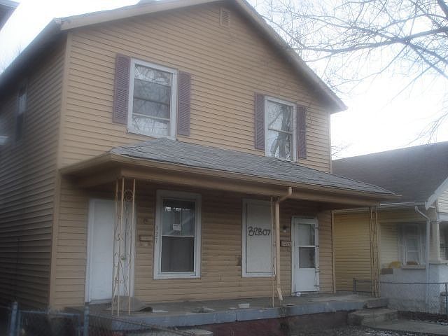 1st image of 325 N Beville Ave