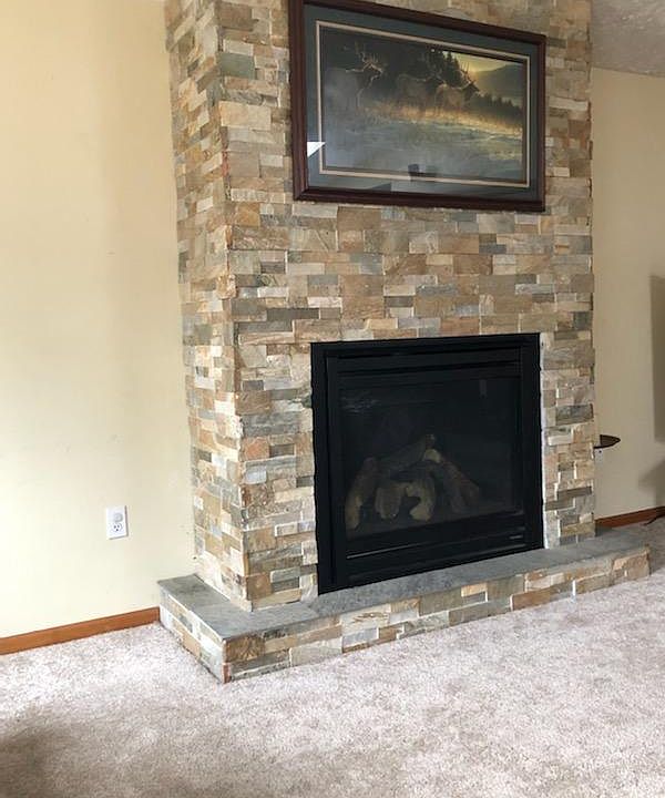 2nd image of 105 Glenora Dr