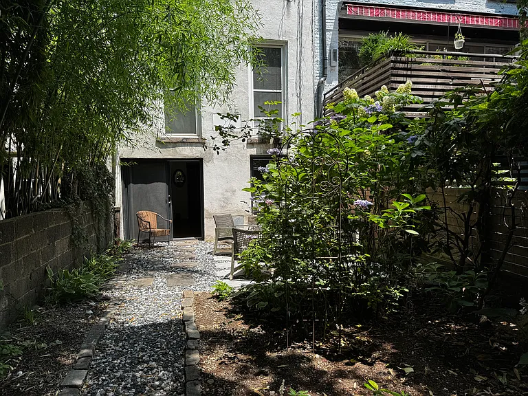 310 W 19th St #1 — Photo 12