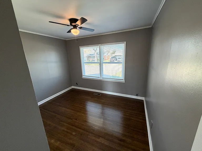 4966 S Madison Ave — Photo 15
