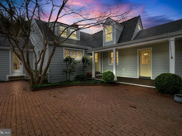 6420 15th St, Alexandria, VA 22307