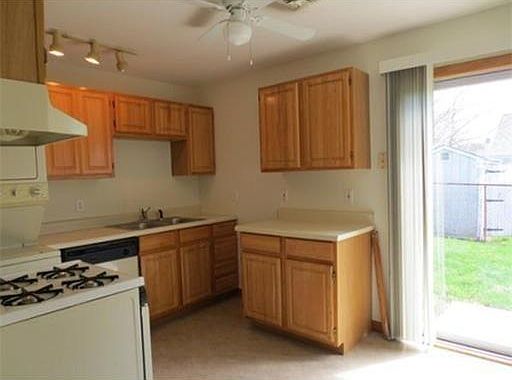 2nd image of 20 Hodges Ave