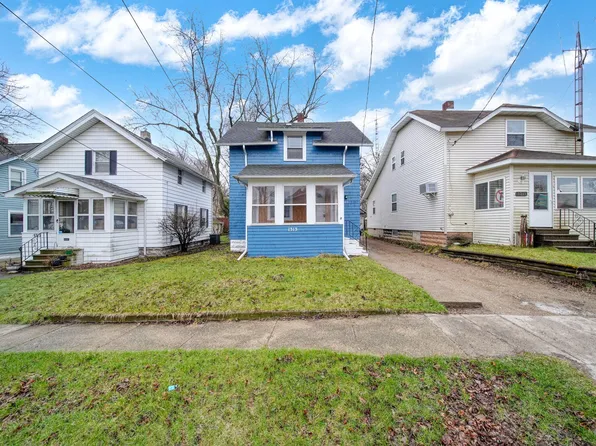 1313 Rhodes St, Jackson, MI 49202