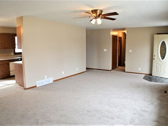 3rd image of 101 N Boyer St