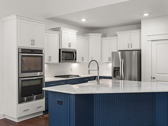 2nd image of 1226 Cotillion Dr