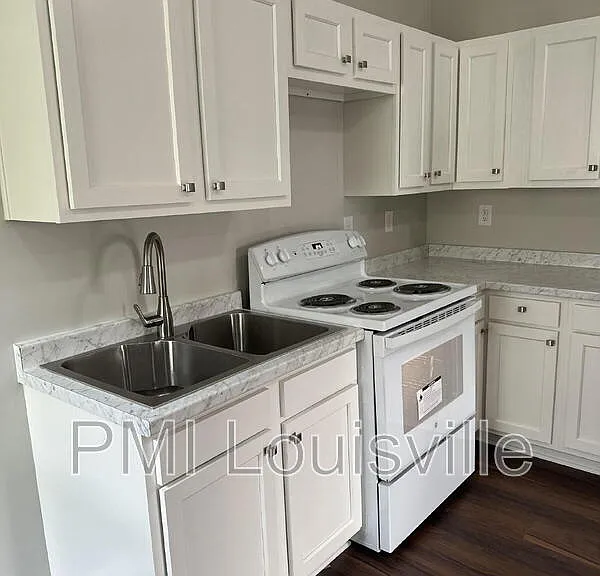 226 N 26th St — Photo 5