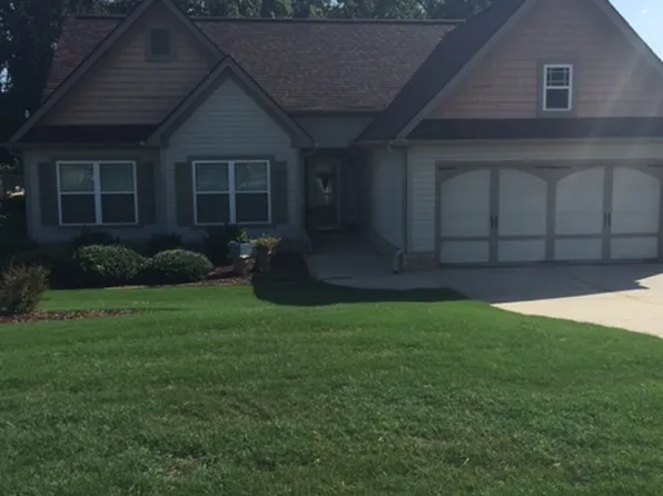 346 Fairfield Dr, Jefferson, GA 30549