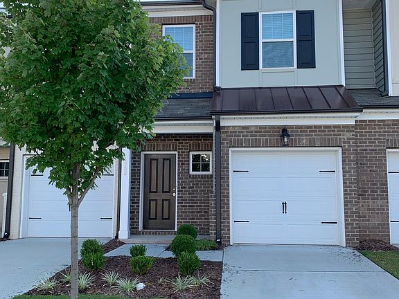 2nd image of 1353 Fitchie Pl