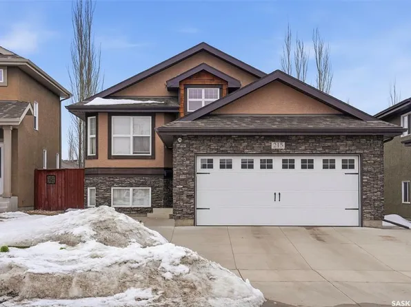 215 Snell CRESCENT, Saskatoon, SK S7T 0M7