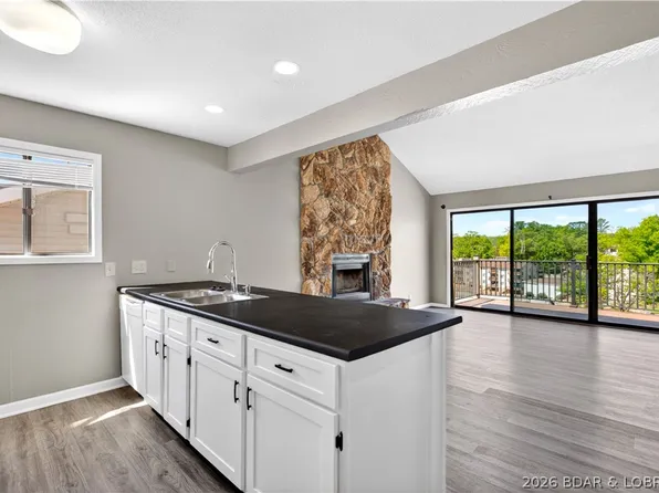 123 Barba Le Ln Unit 3A, Lake Ozark, MO 65049