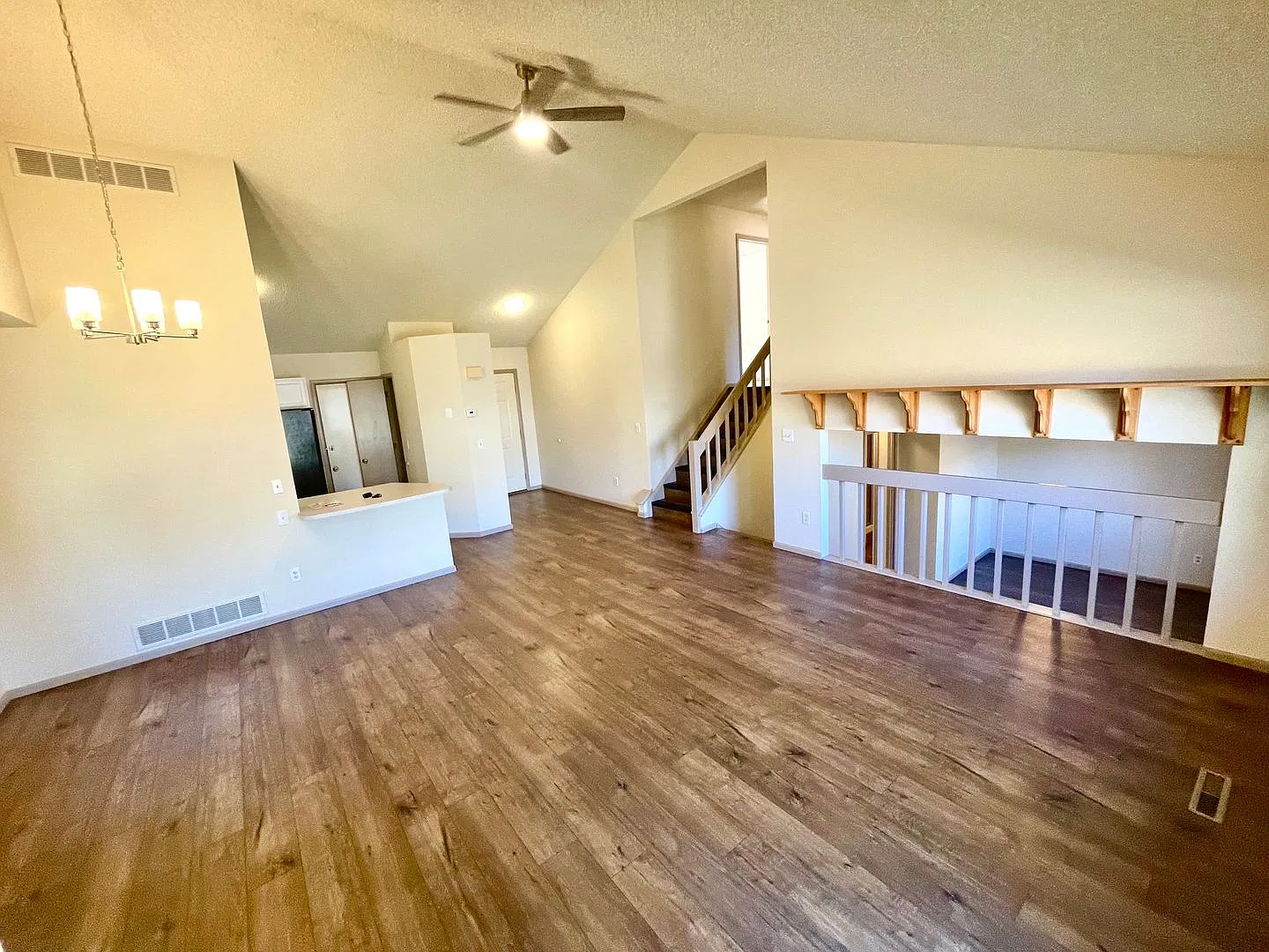 3 bedroom, 2 bath Tri-level House with 2 car attached garage in Fort Collins, CO — Photo 1