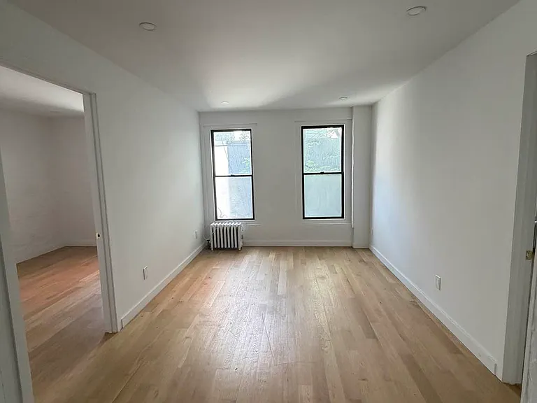 251 Pacific St #9 — Photo 7