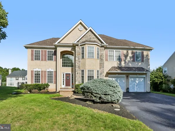 1406 Meadow View Ln, Collegeville, PA 19426