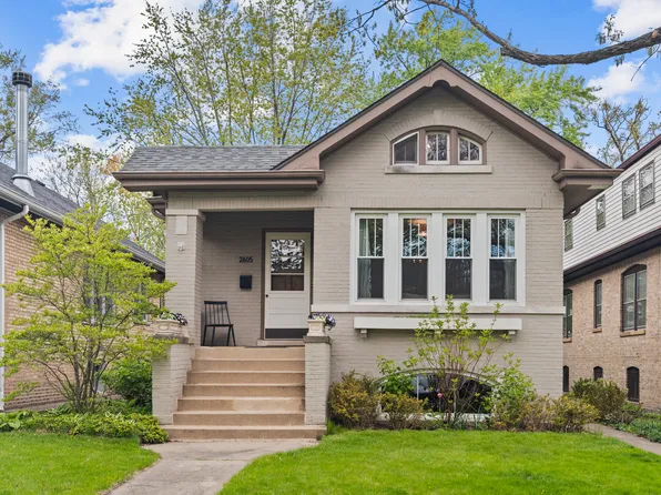 2605 Thayer St, Evanston, IL 60201