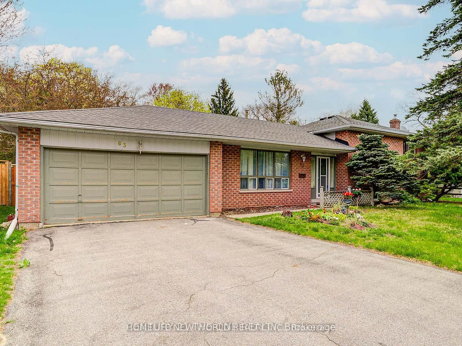 4 bed, $3,400 — Photo 1