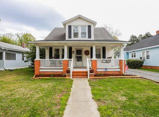 1714 Lee St, West Point, VA 23181