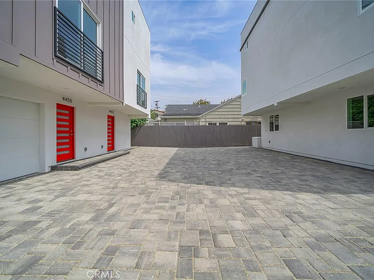 4453 Colfax Ave #2 — Photo 52