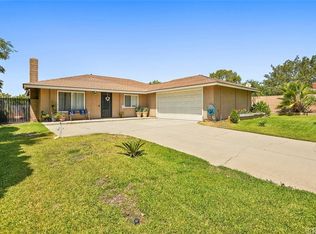 7510 Citrus Ave, Fontana, CA 92336