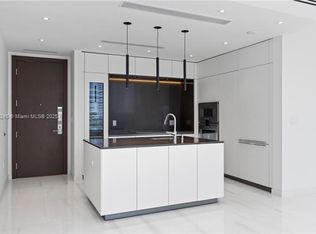 300 Biscayne Boulevard Way #1004, Miami, FL 33131